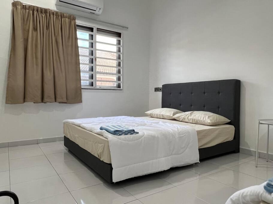 M Guest House2 Muar Exterior foto